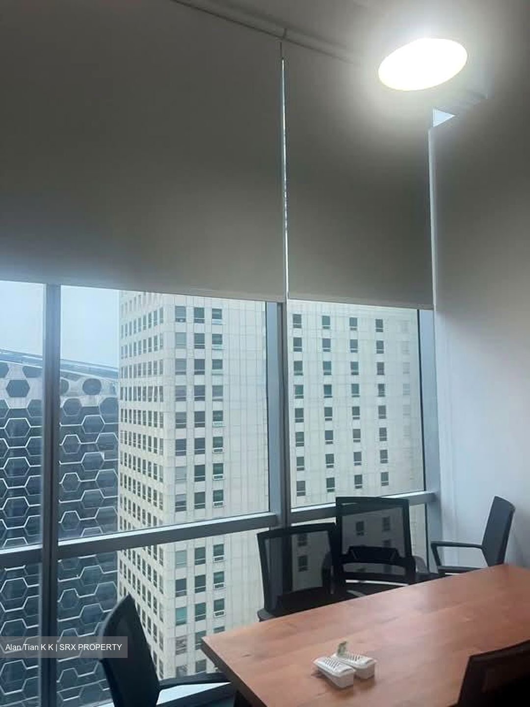 Oxley Tower (D1), Office #598079401